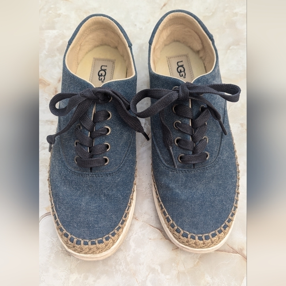 Ugg Woman's Denim Sneakers Size 8.5